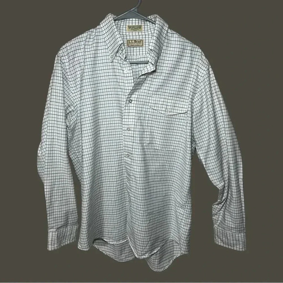 L.L. Bean Long Sleeve Button‎ Down Shirt - Picture 1 of 9